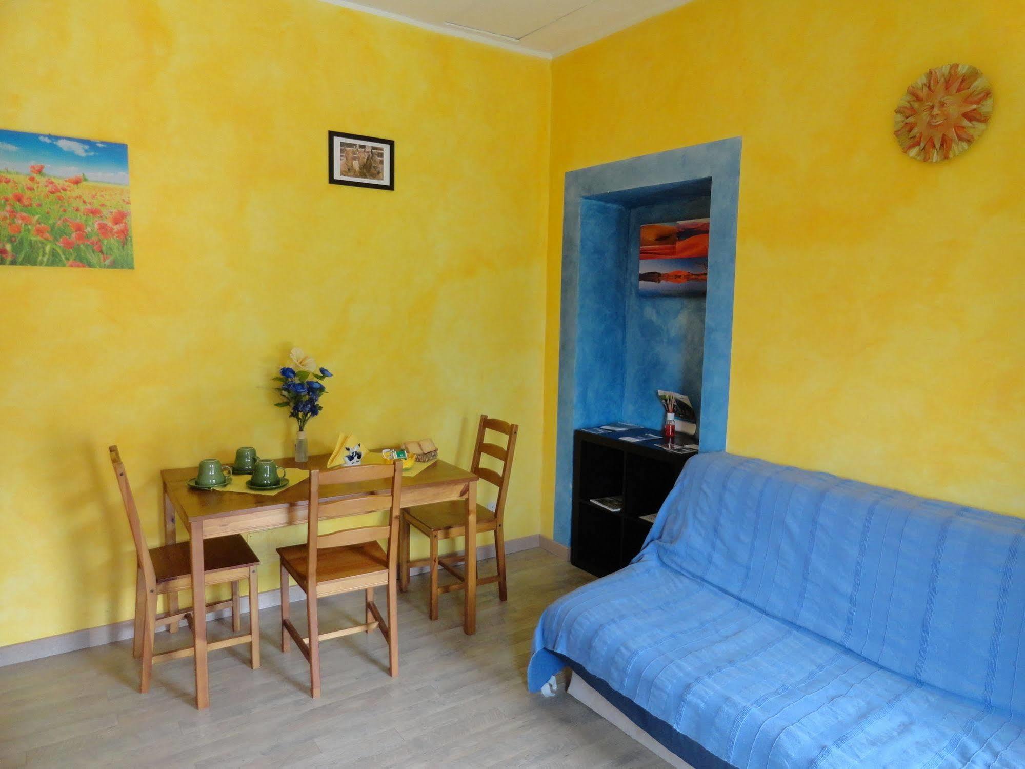 Casa Vacanza Spirito Libero Pianello  エクステリア 写真
