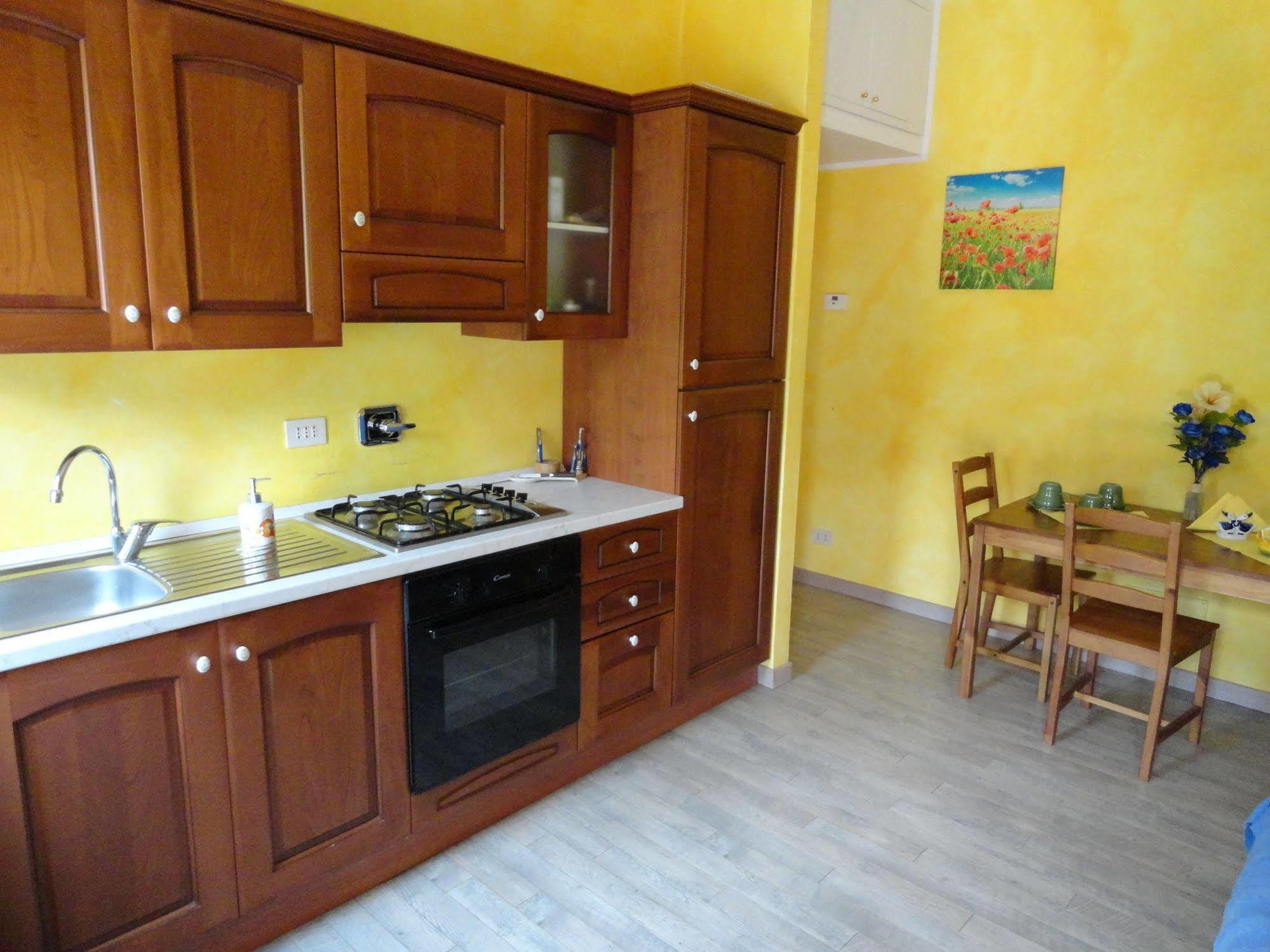 Casa Vacanza Spirito Libero Pianello  エクステリア 写真