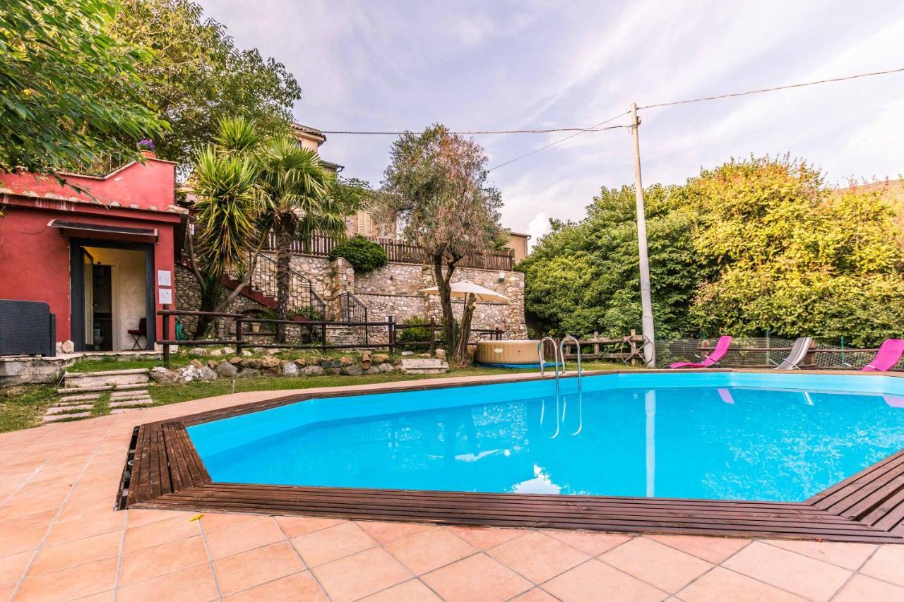 Casa Vacanza Spirito Libero Pianello  エクステリア 写真