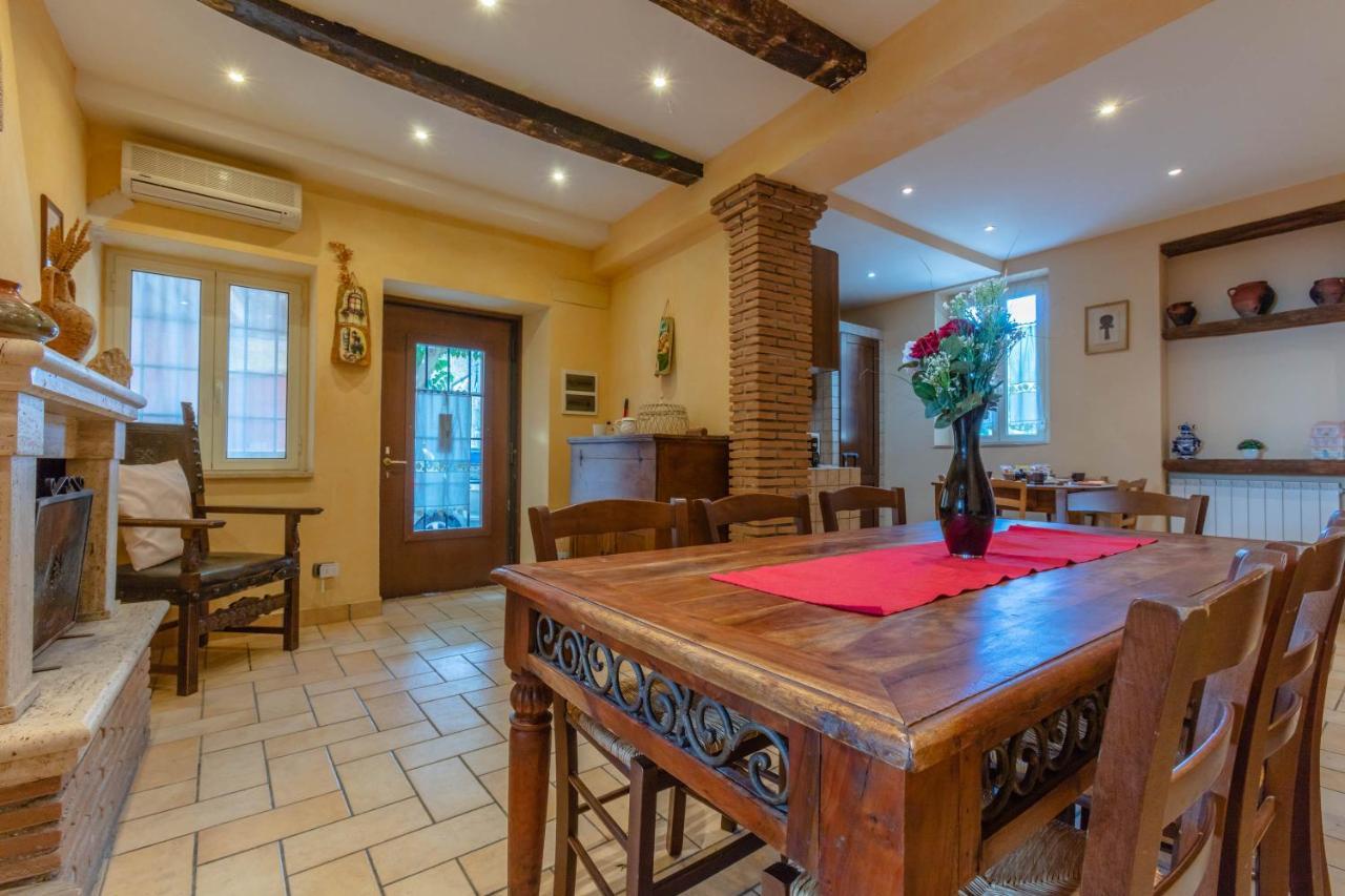 Casa Vacanza Spirito Libero Pianello  エクステリア 写真