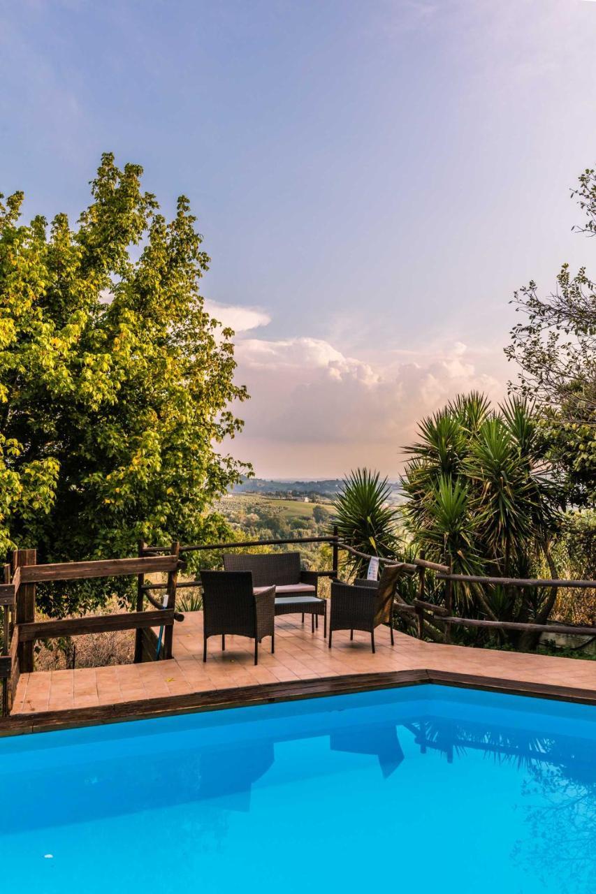 Casa Vacanza Spirito Libero Pianello  エクステリア 写真