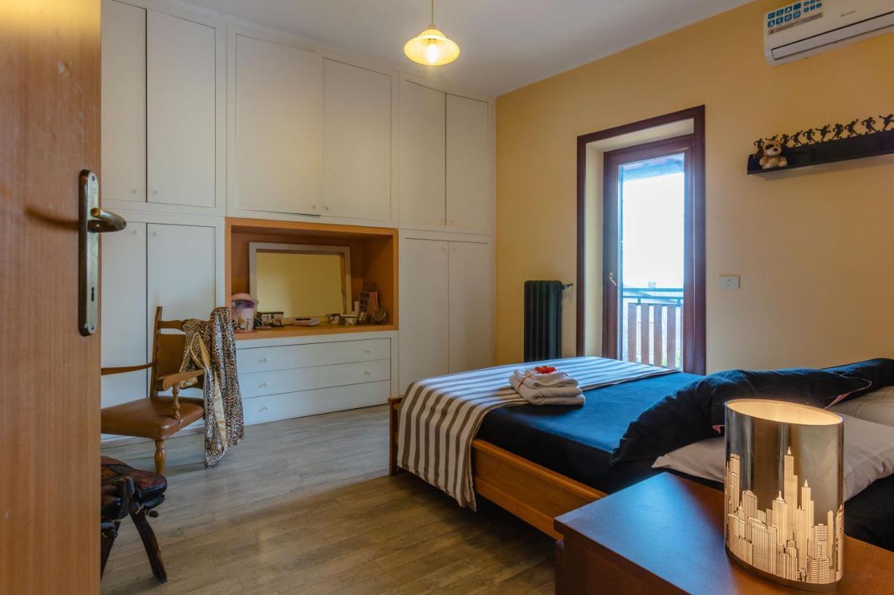 Casa Vacanza Spirito Libero Pianello  エクステリア 写真